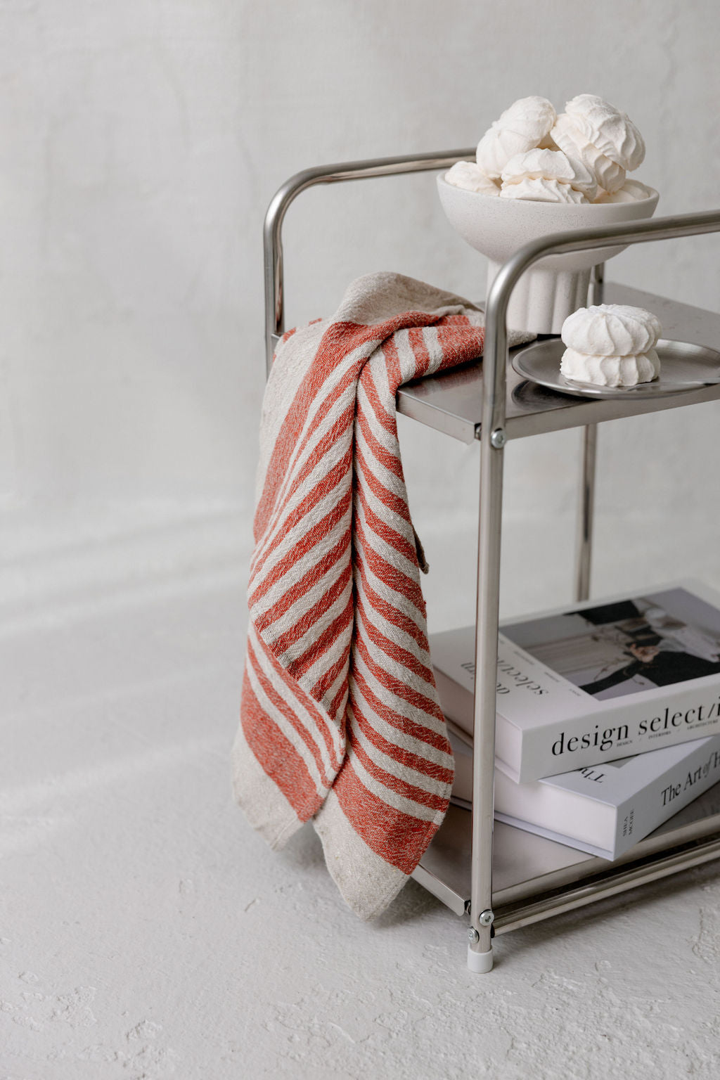 Viskestykke / Classic red stripes