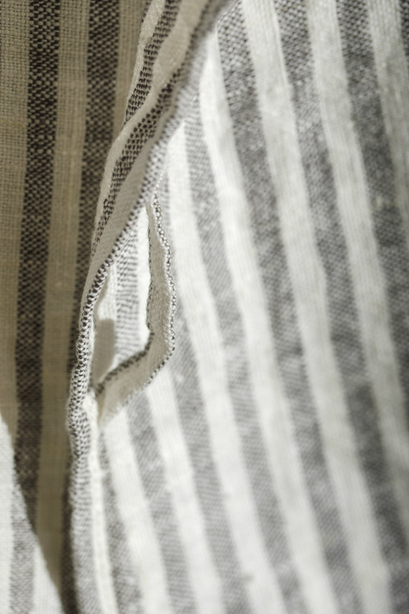 Strandhåndklæde / Grey stripes